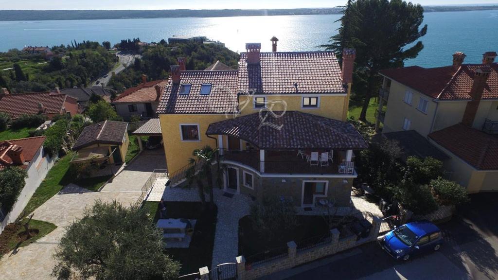 Apartments Apartim Пиран Экстерьер фото