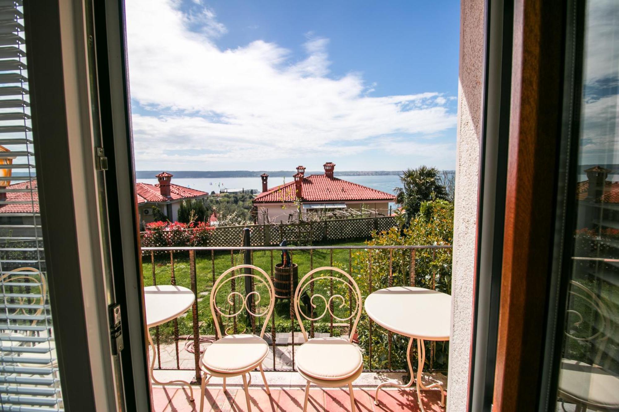 Apartments Apartim Пиран Экстерьер фото