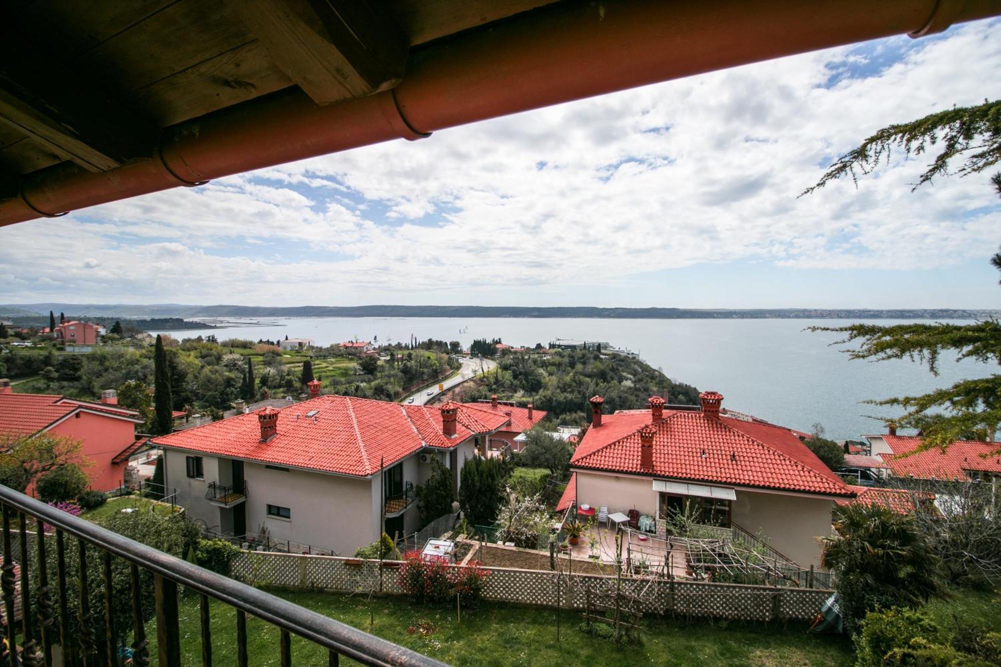 Apartments Apartim Пиран Экстерьер фото